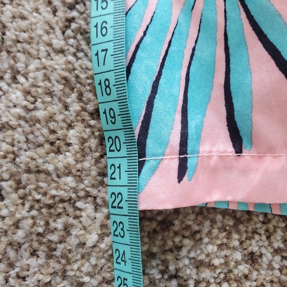 Reef Swim Shorts Men's Extra Large Pink Palm Leaves Surfer Print Pockets Drawstr - Picture 7 of 7